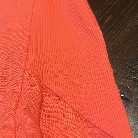 Lightweight linen dress with beaded neckline - Picture 7 of 9